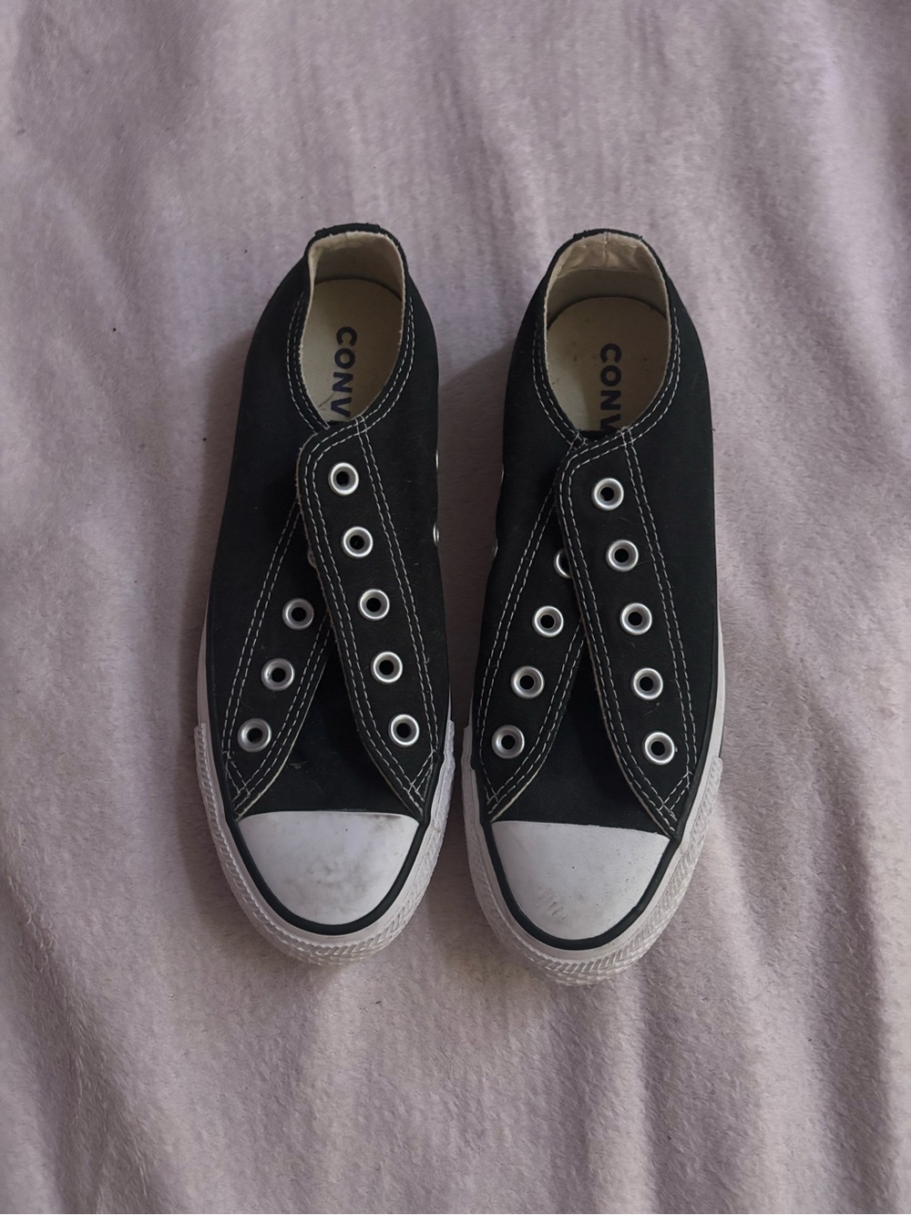 Converse Black Canvas Low-Top Slip-On Sneakers - NEEDS LACES